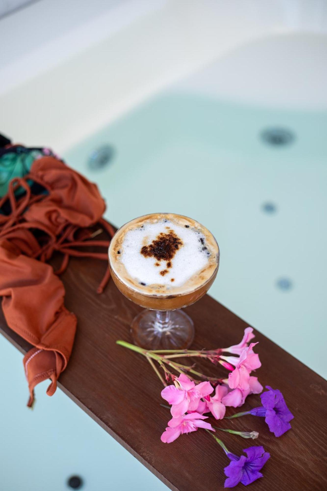 Maia Luxury Beach Hotel & Spa Guzelcamlı Екстериор снимка